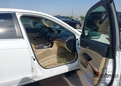 2012 Honda Accord 2.4 Ex-L из США, поврежденный, VIN 1HGCP2F86CA137610